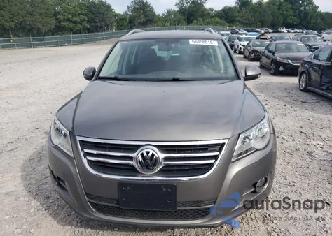 2009 Volkswagen Tiguan S из США, поврежденный, VIN WVGAV75N39W003838